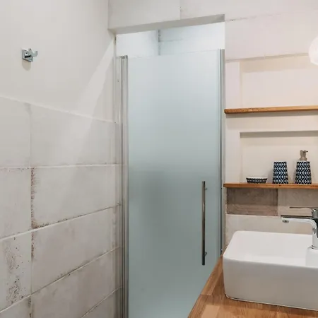 Mit Blick Auf Wasser By Interhome *